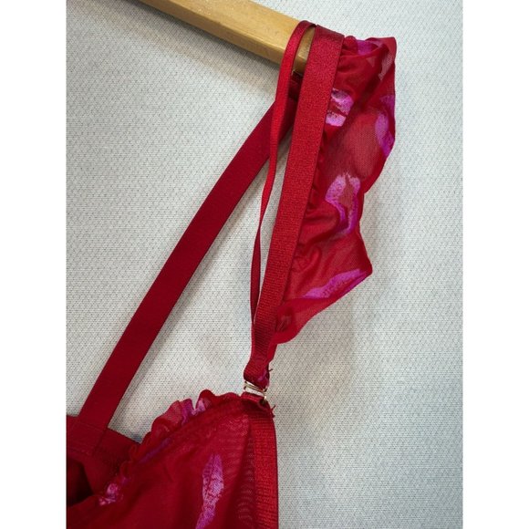 Torrid Curve Red Kisses Longline Bra Size 1 With Ruffle Straps & Underwire Suppo - Picture 7 of 11
